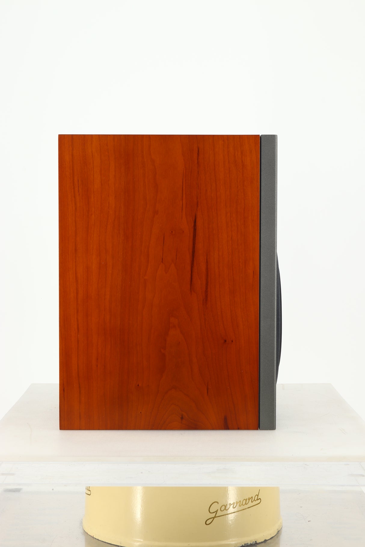 Dynaudio Audience 52SE Standmount Speakers - Cherry Wood