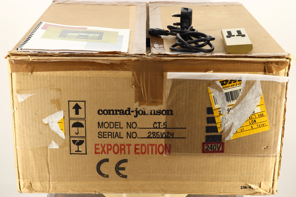Conrad Johnson CT5 Pre Amplifier