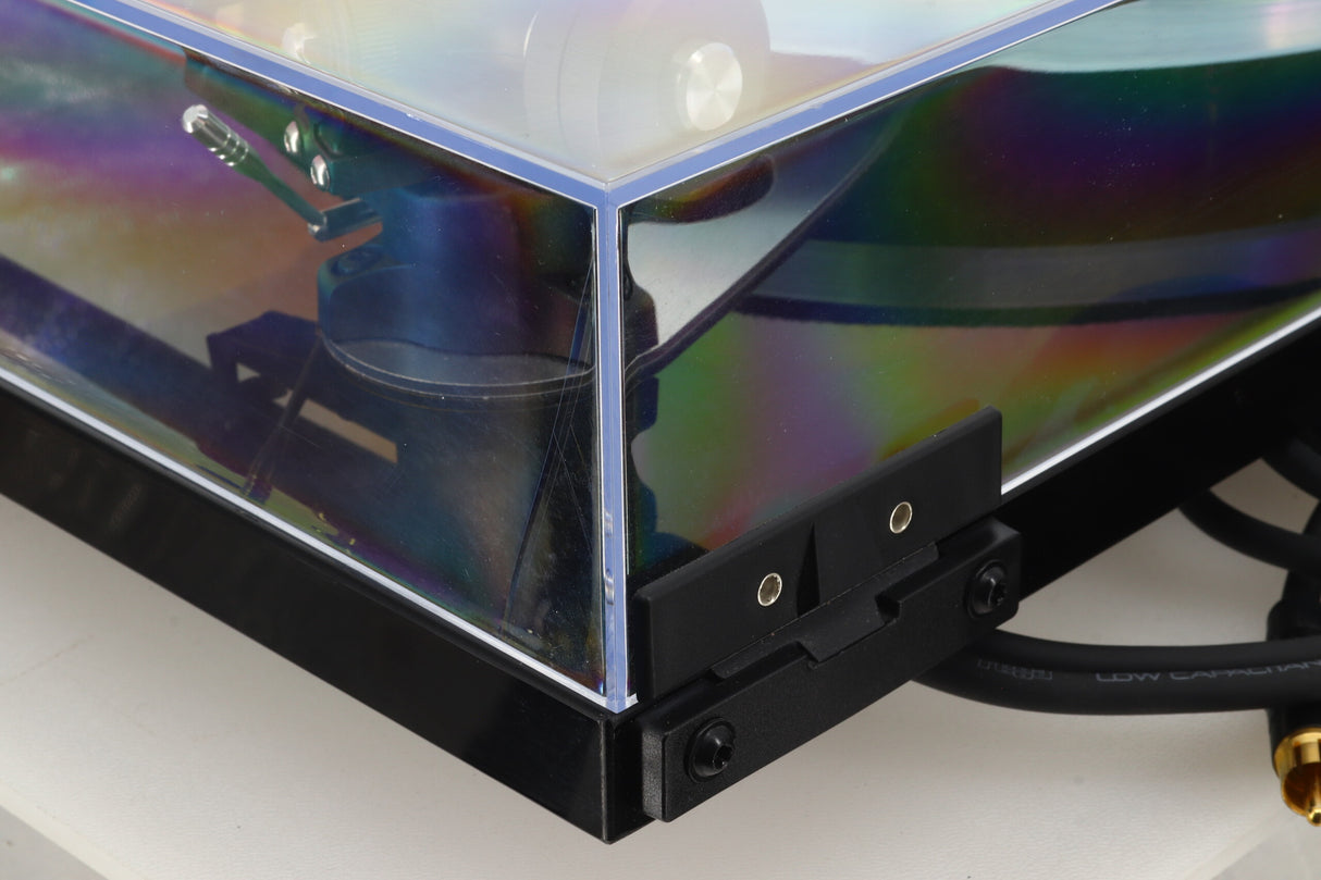 Rega Planar 3 Turntable - Black / NEO Power Supply / Ortofon 2M Black Cartridge
