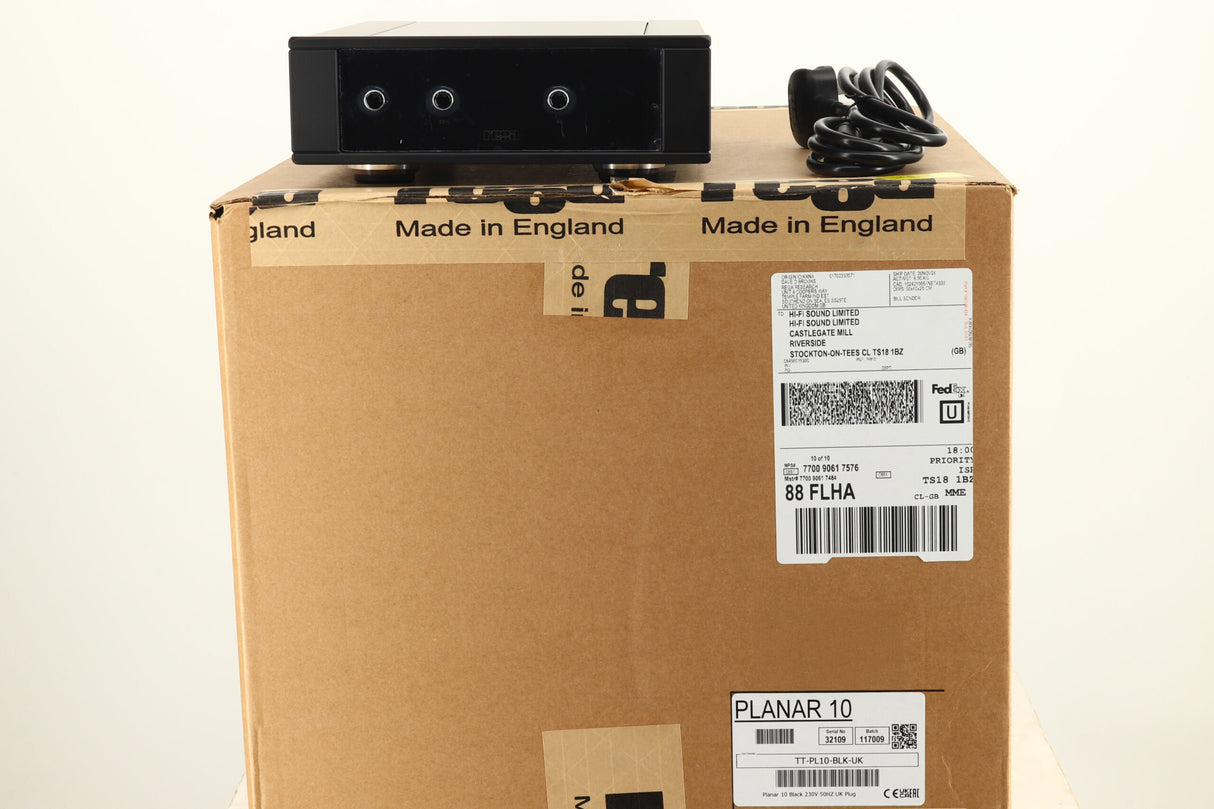 Rega Planar 10 - Matt Polaris Grey