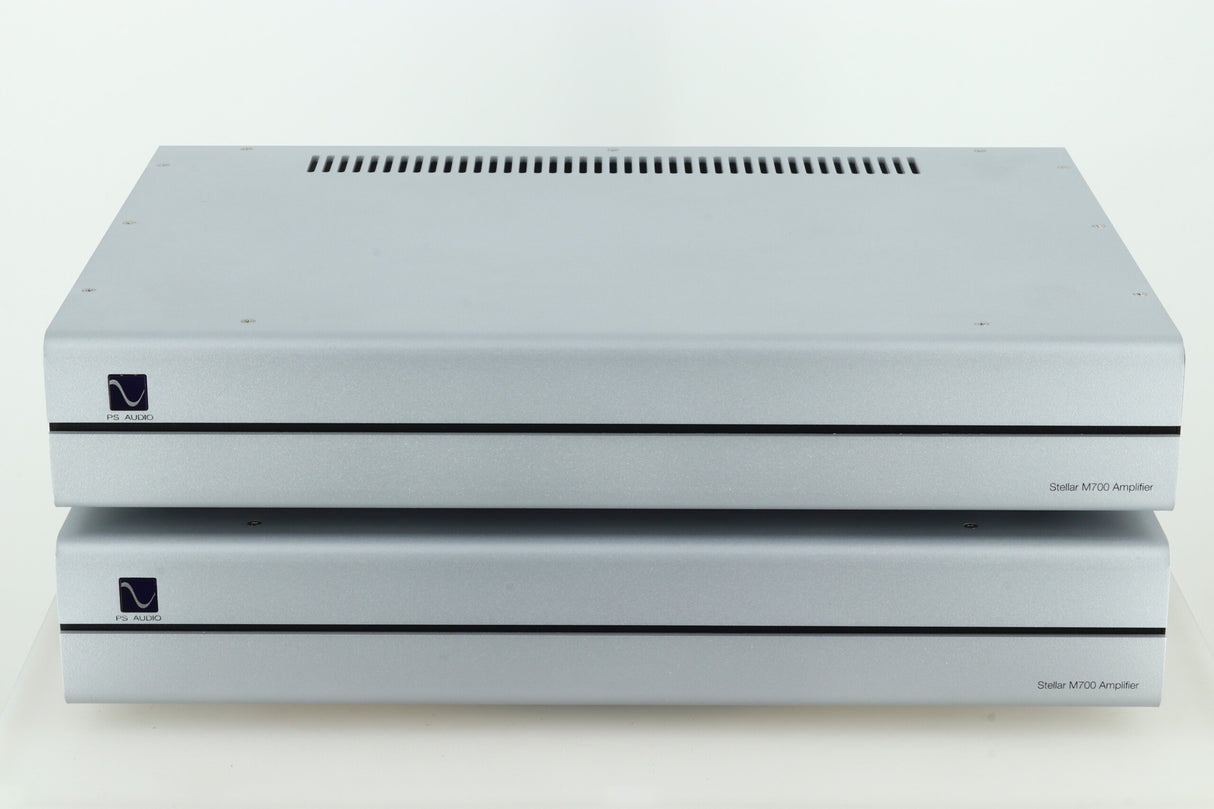 PS Audio M700 Monoblock Amplifiers - Silver