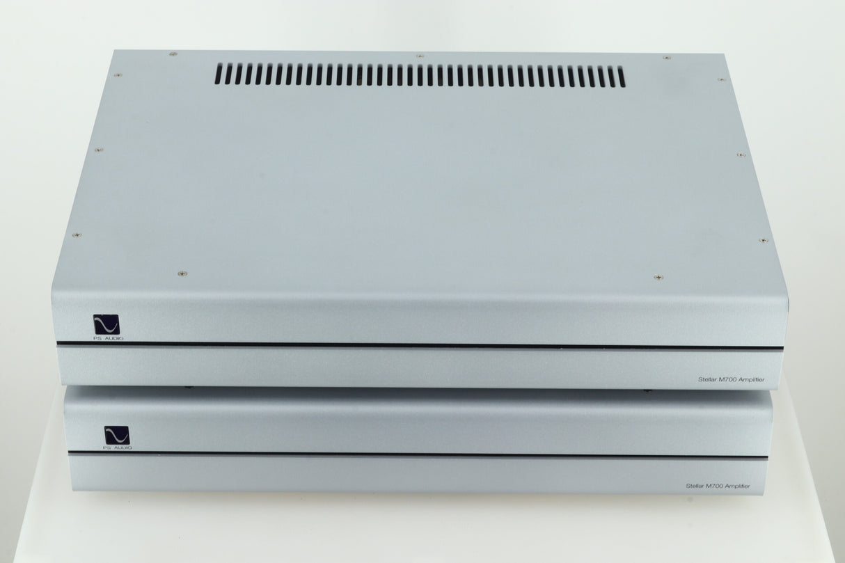 PS Audio M700 Monoblock Amplifiers - Silver