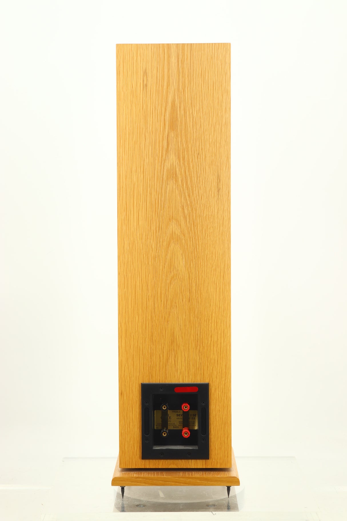 Castle Severn 2SE Floorstanding Speakers - Light Oak