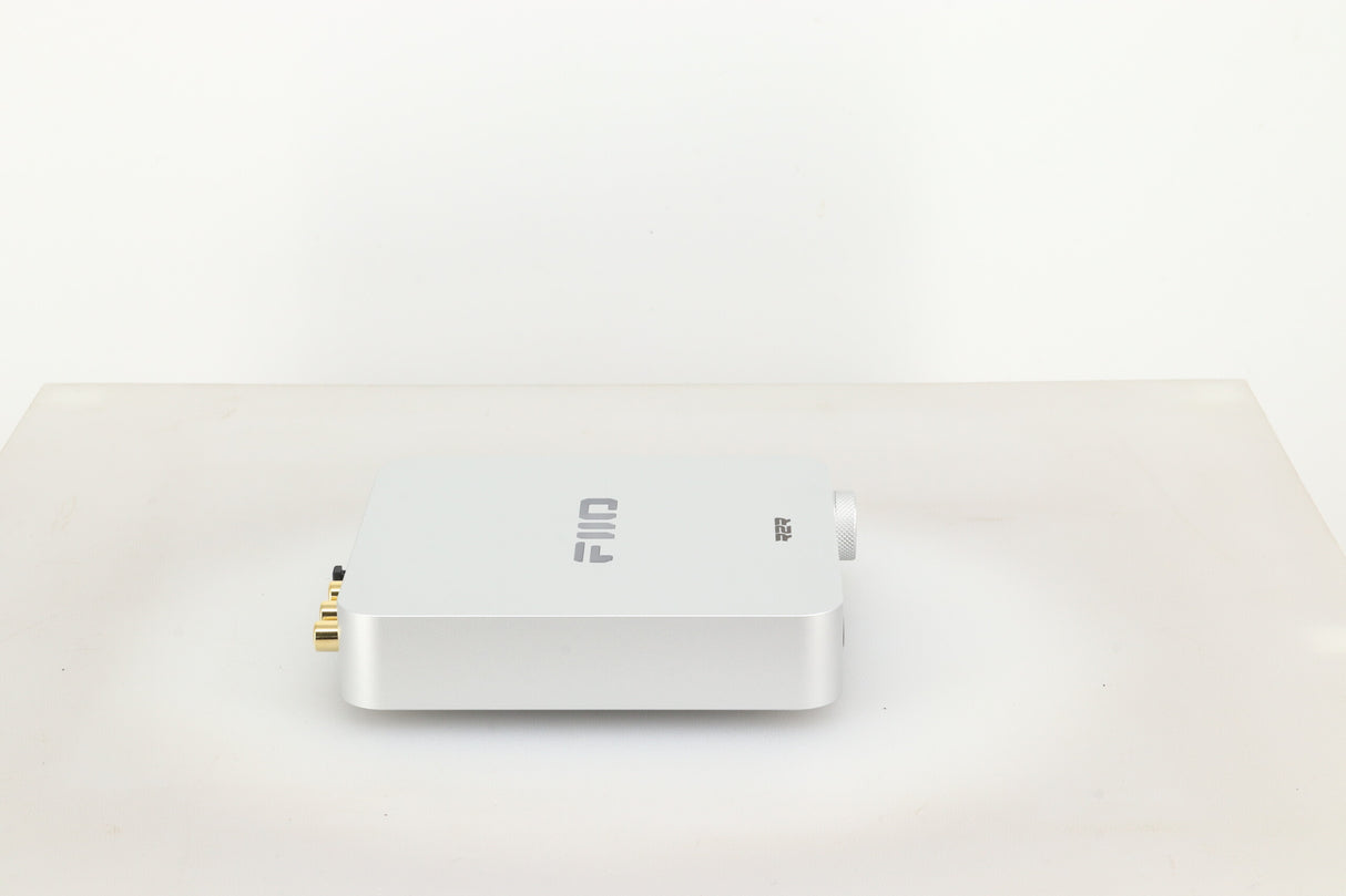 FiiO K11 R2R DAC / Headphone Amplifier