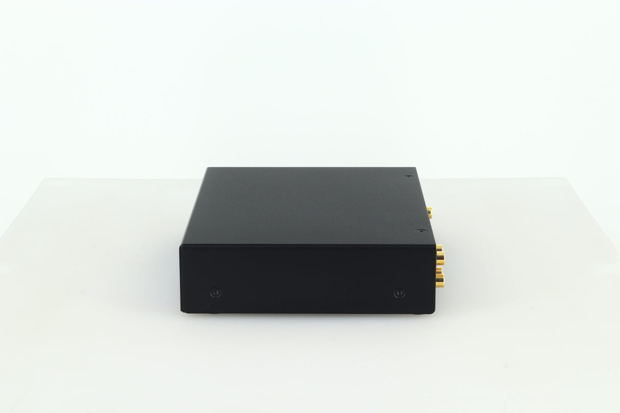 Meridian 218 Zone Controller - Black