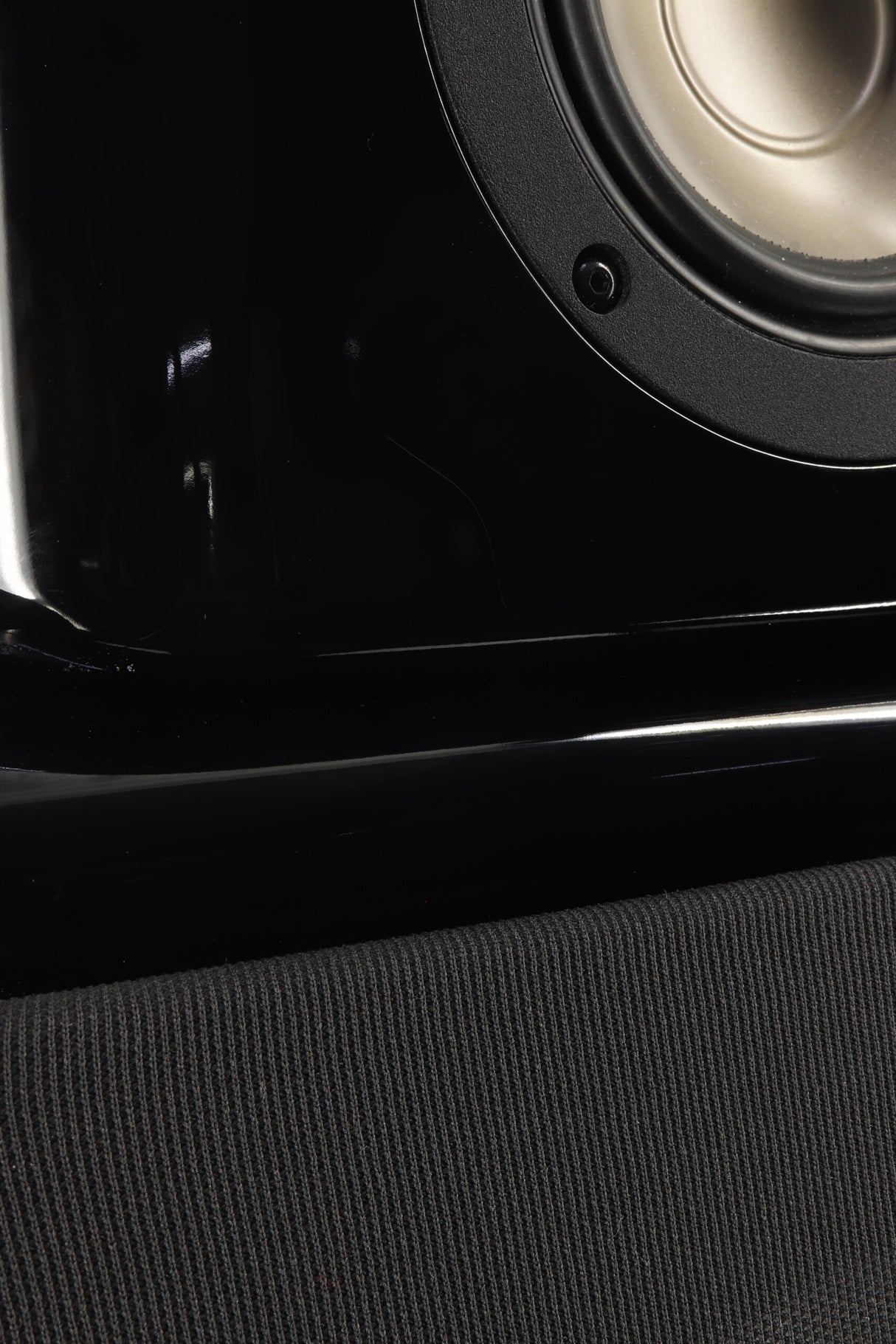 Revel Ultima Salon Floorstanding Speakers - Black