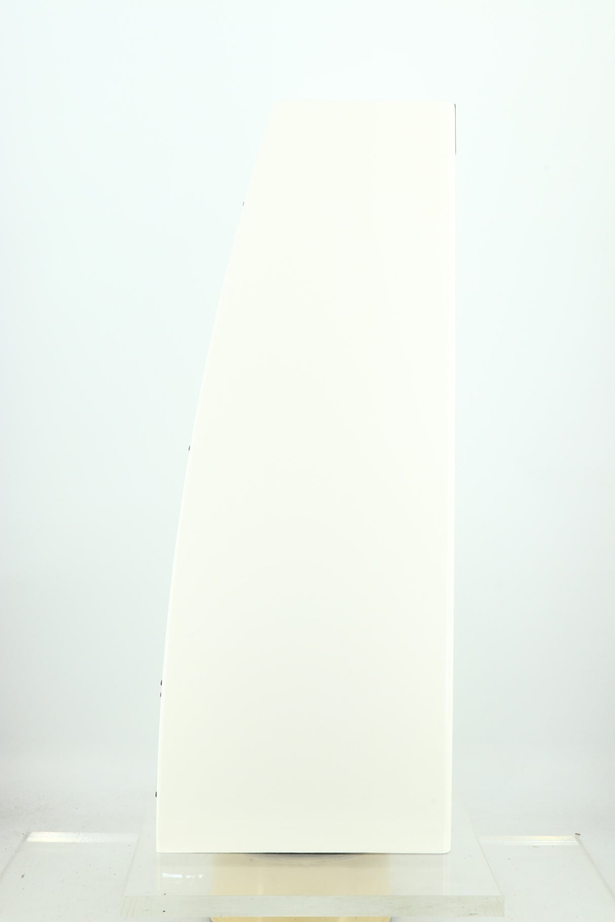 Meridian DSP5200.2 Floorstanding Speakers - White