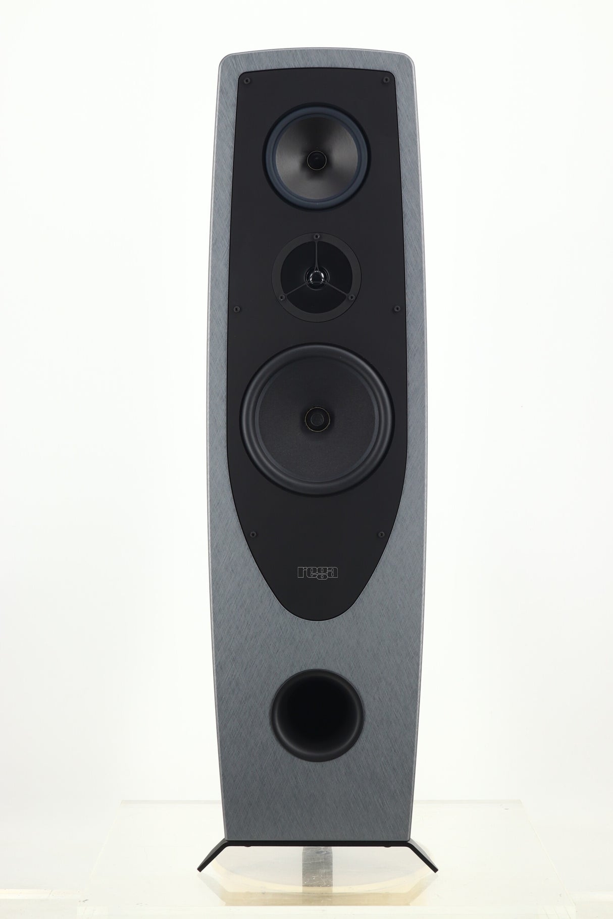 Rega AYA Floorstanding Speakers