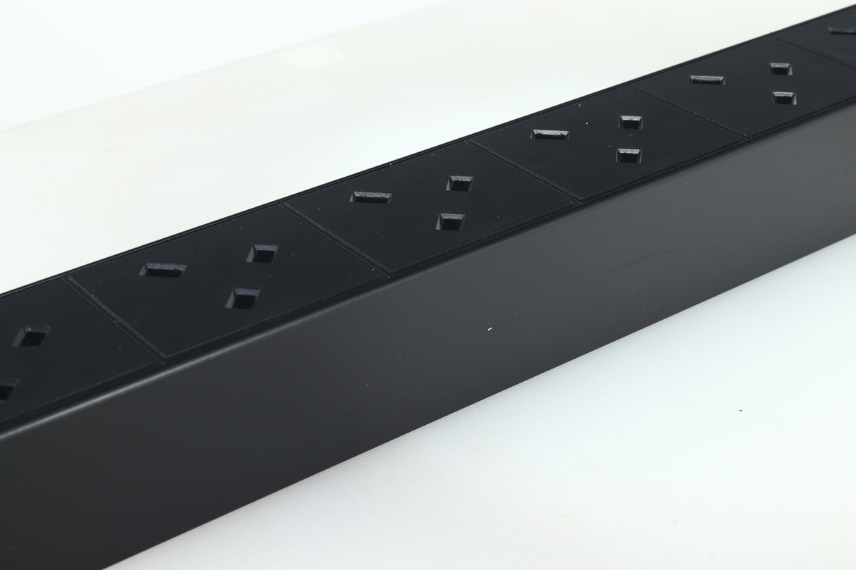 Merlin Mains Distribution Unit 7-Way