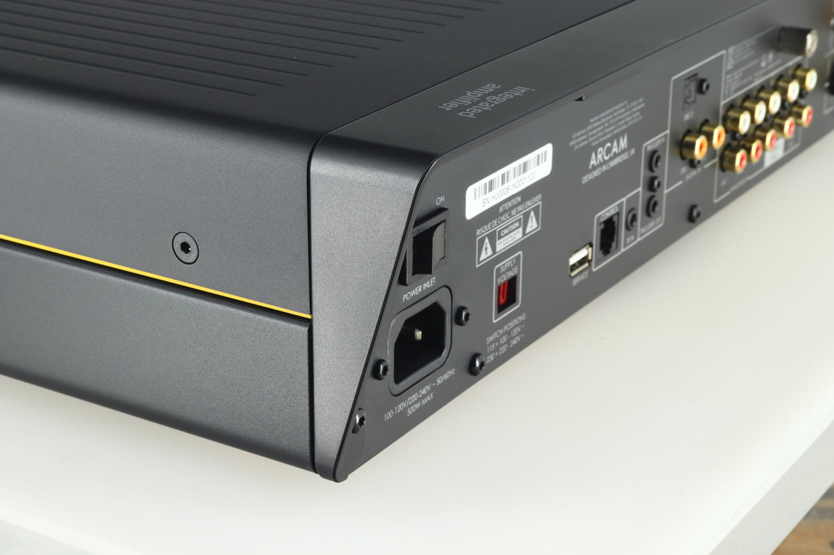 Arcam A15 Integrated Amplifier
