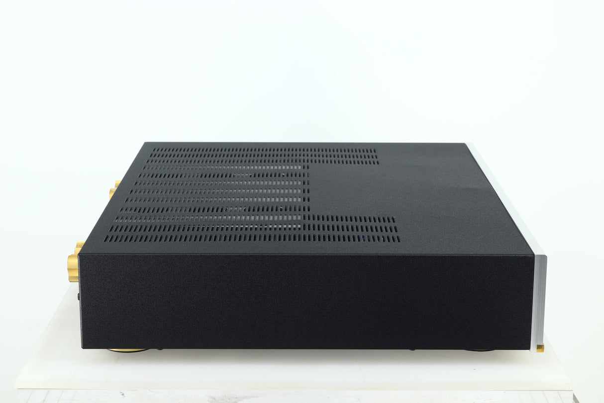 Musical Fidelity A3CR Power Amplifier