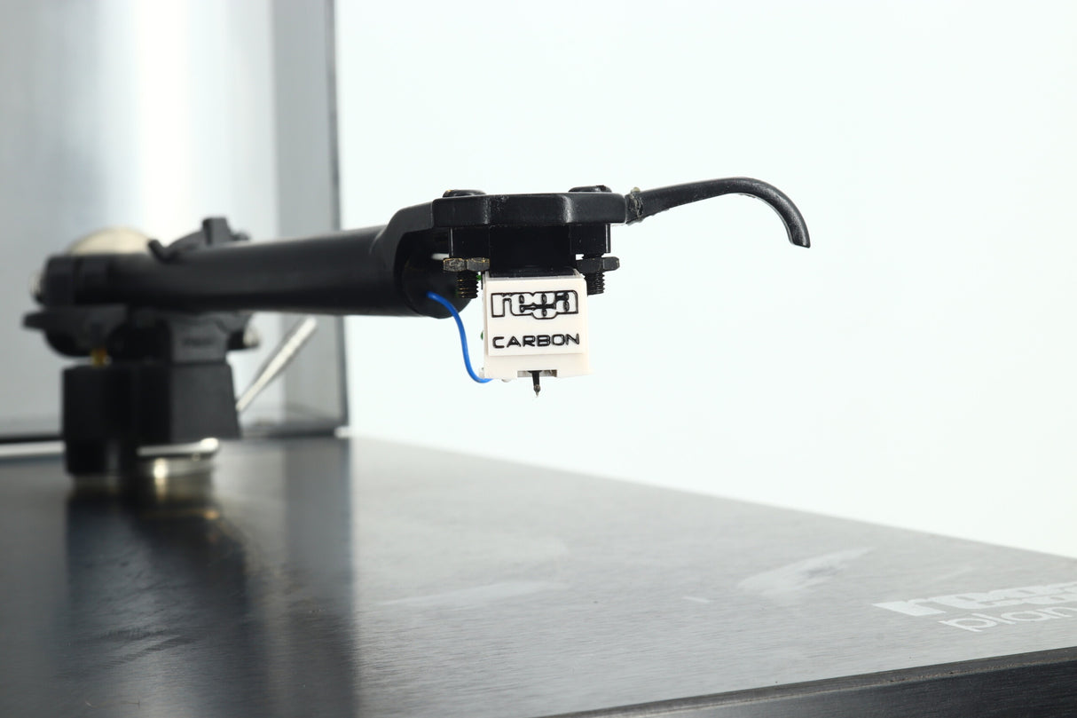 Rega Planar 3 Turntable / Carbon Cartridge