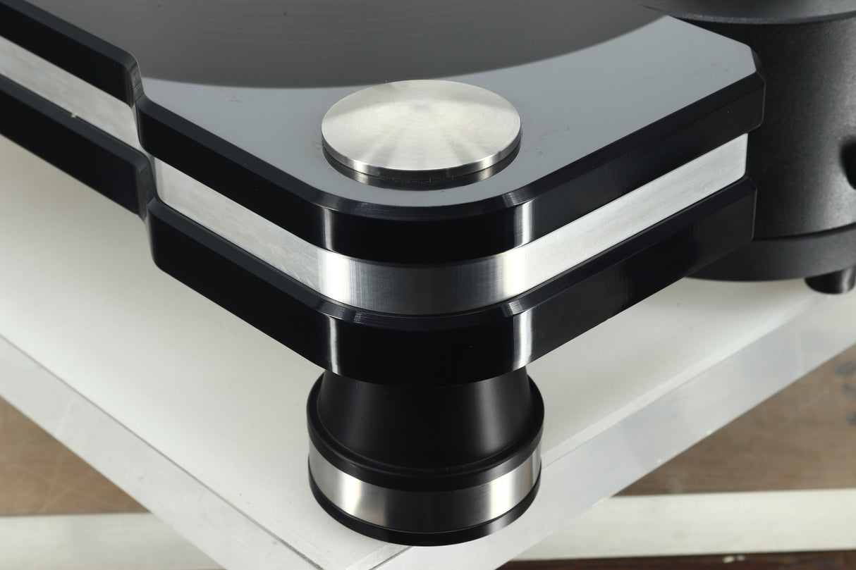 VPI Aries 3 Turntable / JMW Memorial 10.5" Tonearm / VPI SDS Power Supply
