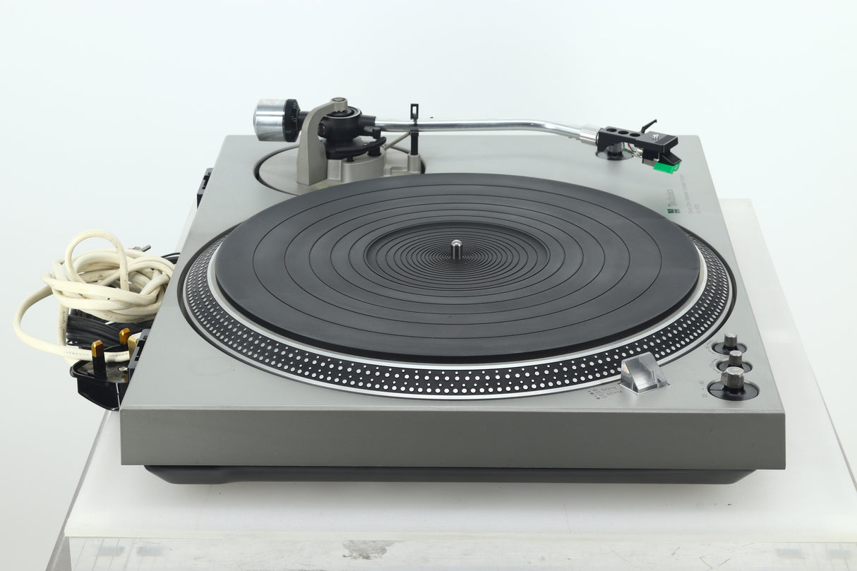 Technics SL-1700 Turntable - Silver