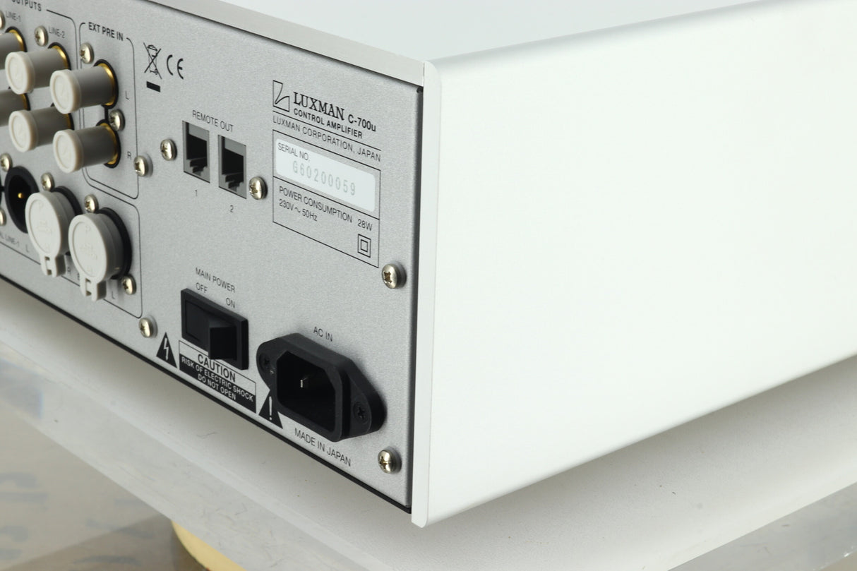 Luxman C-700U Control Amplifier - Silver