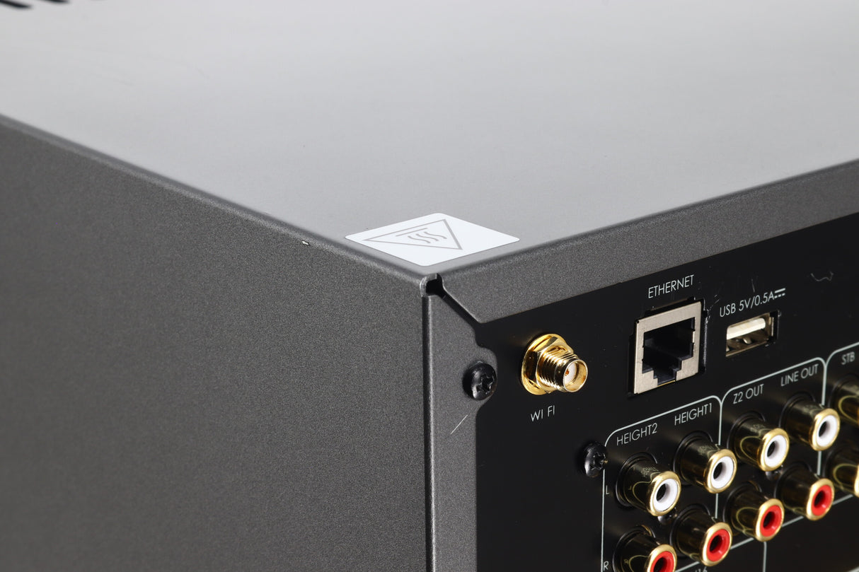 Arcam AVR30 AV Amplifier