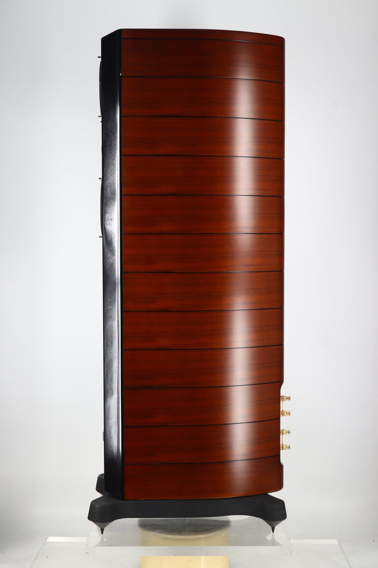 Usher Dancer Mini 2 DMD Floorstanding Speakers - Piano Black / Walnut