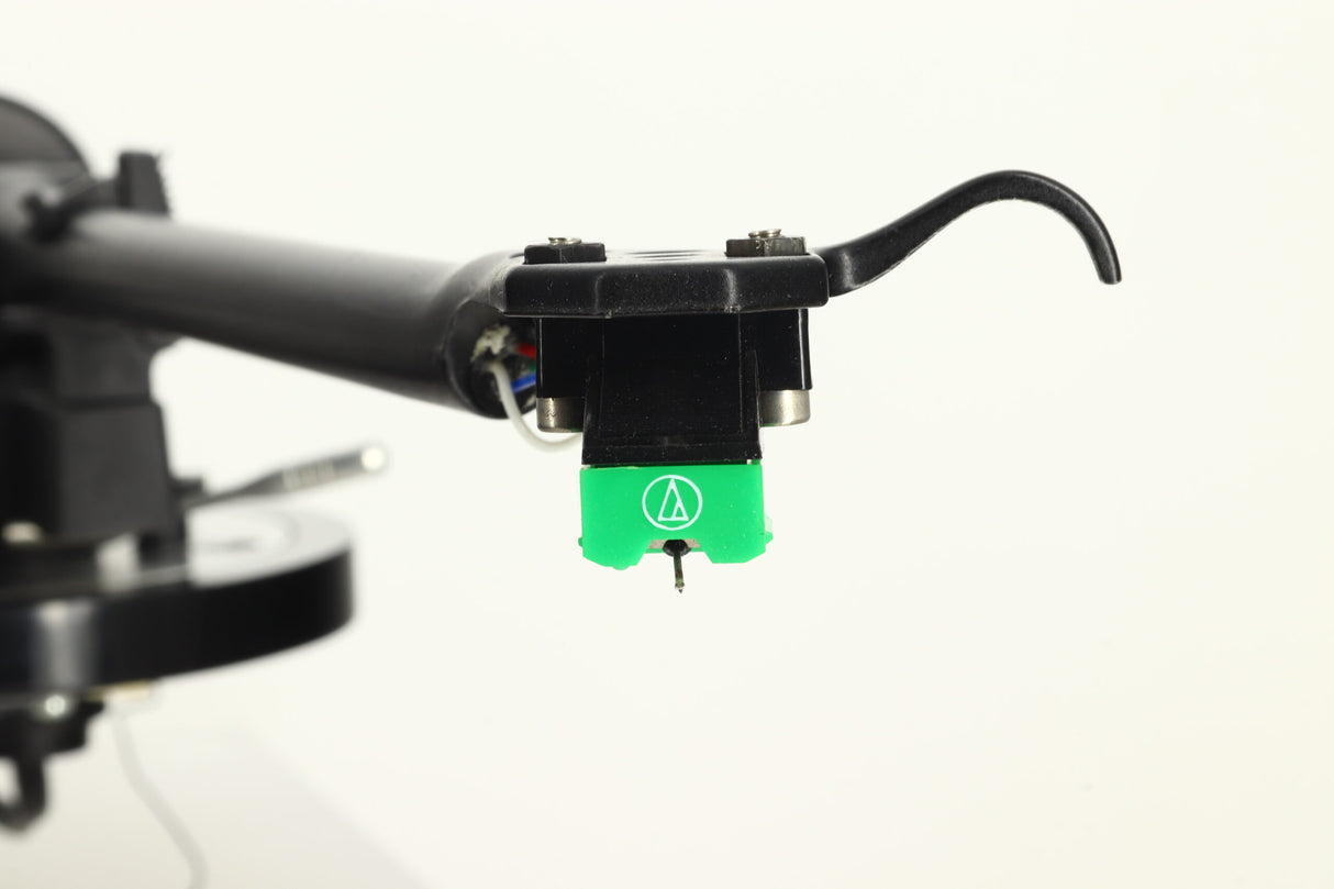 Michell Tecnodec Turntable / Rega RB202 tonearm / AT-95E Cartridge