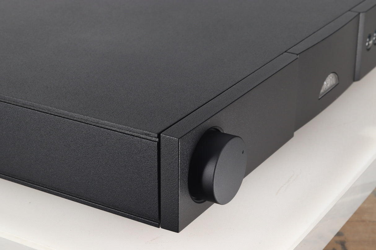 Naim NAC 122X Pre Amplifier