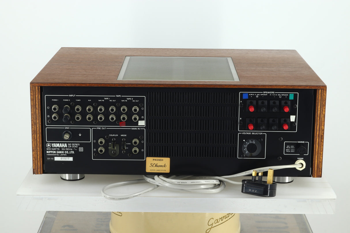 Yamaha CA-2010 Integrated Amplifier and CT-1010 AM/FM Stereo Tuner