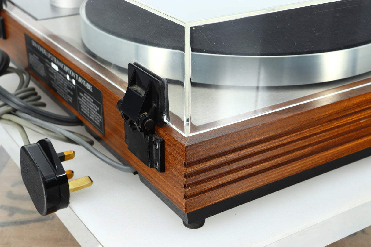 Linn LP12 Turntable / Ittok Tonearm / AT-OC9 Cartridge- Afromosia