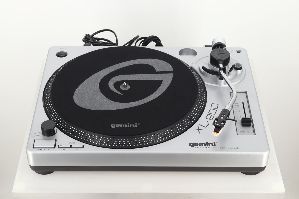 Gemini XL-200 Turntable