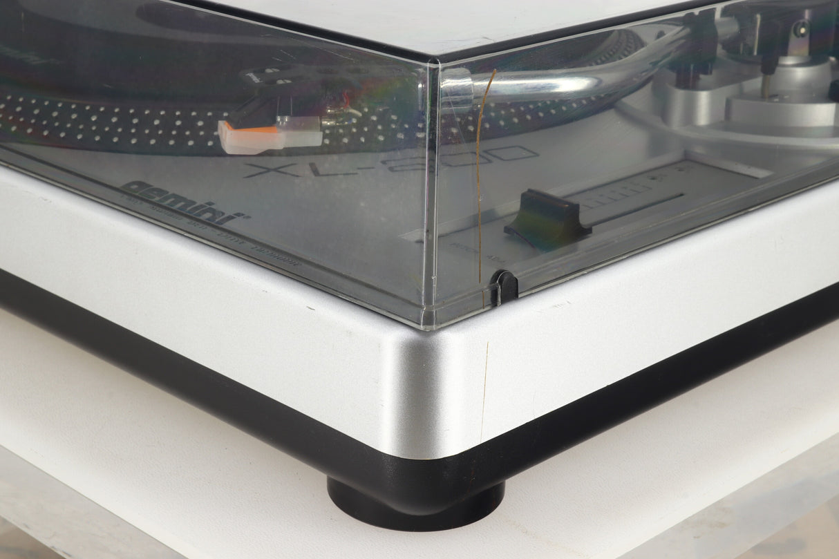 Gemini XL-200 Turntable