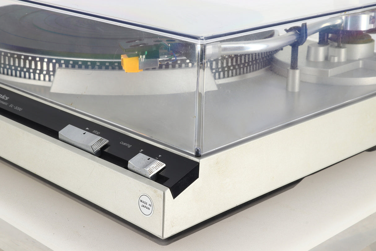 Technics SL-3200 Direct Drive Turntable