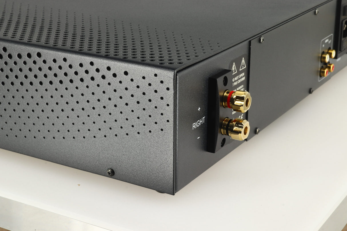Atoll AM200 Signature Power Amplifier - Silver