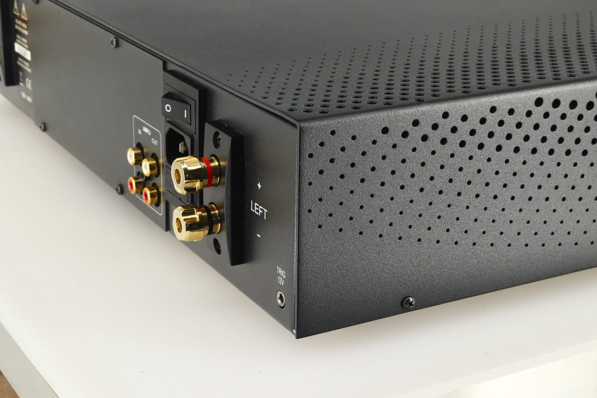 Atoll AM200 Signature Power Amplifier - Silver