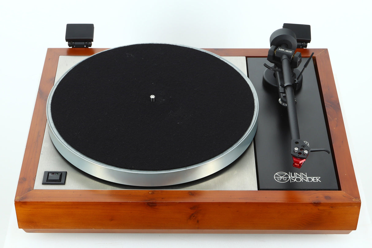 Linn LP12 Turntable / Lingo / Trampolin Base / Akito Tonearm / Dynavector 10X5 Cartridge
