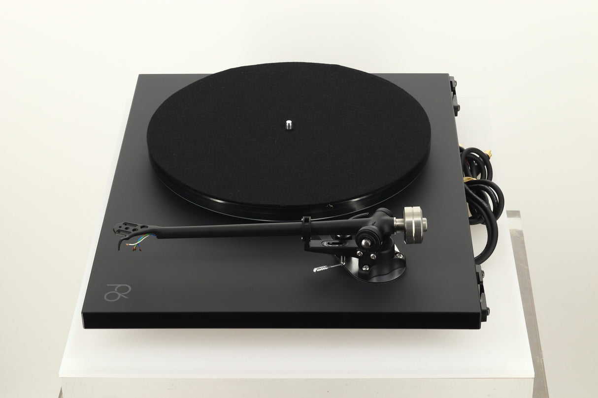 Rega Planar 6 Turntable - Matt Polaris Grey