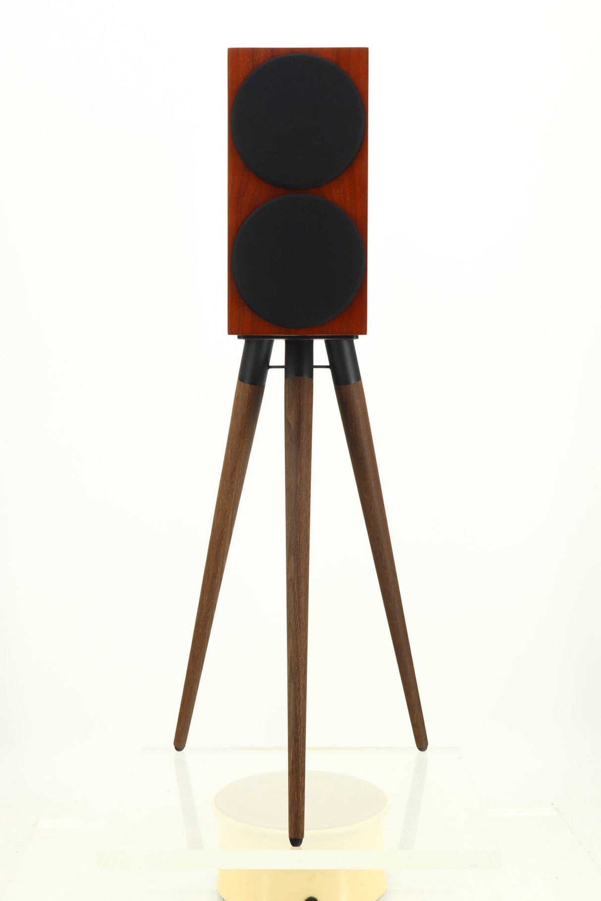 Buchardt S400 Standmount Speakers - Smoked Oak / Stands - Dark Oak