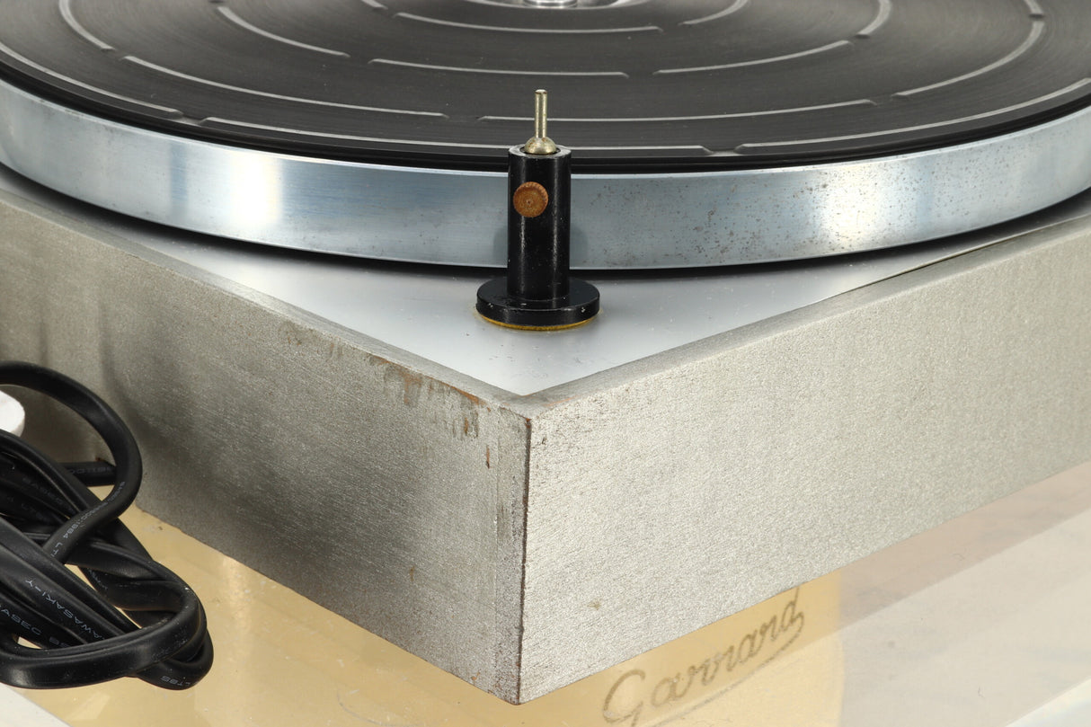 Thorens TD 150 Turntable
