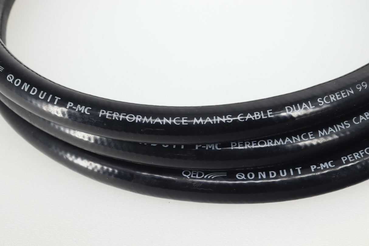 QED Qonduit Performance Mains Cable 1.5m