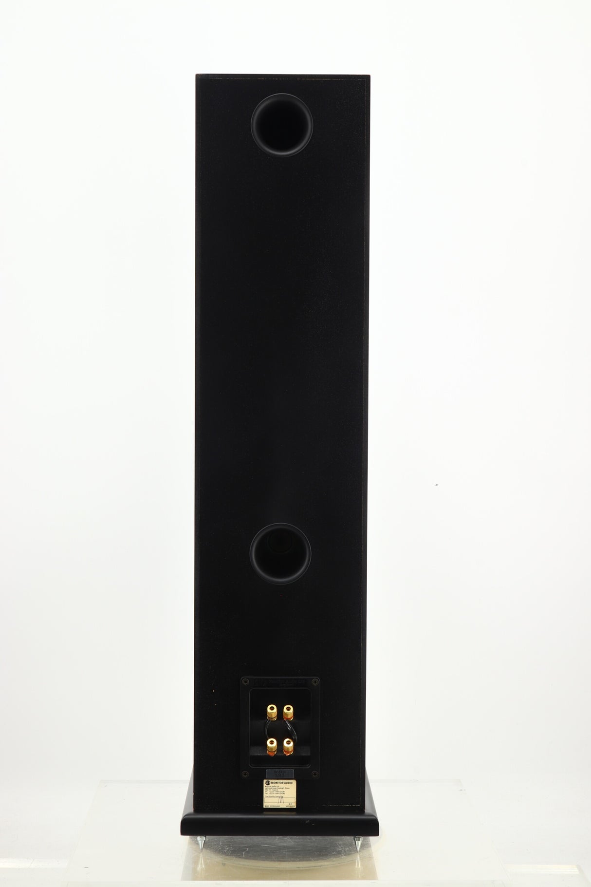 Monitor Audio Silver 8i Floorstanding Speakers - Rosenut