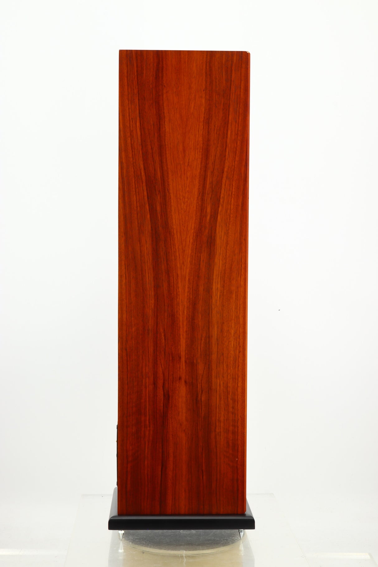 Monitor Audio Silver 8i Floorstanding Speakers - Rosenut