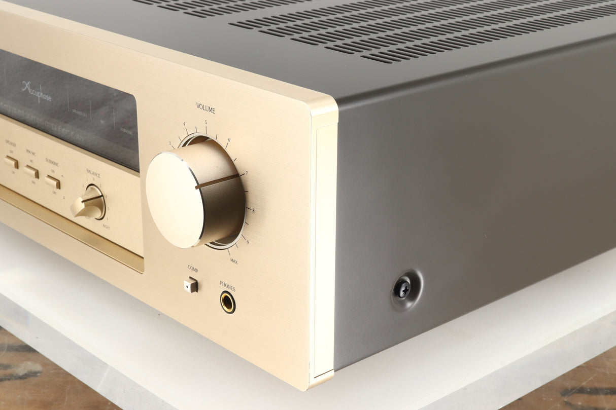 Accuphase E-210 Integrated Amplifier - Champagne