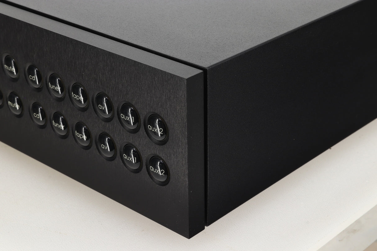 Naim NAC 282 Pre Amplifier / NAPSC Power Supply (2008)