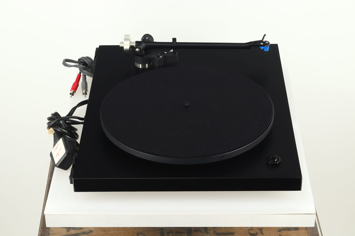 Rega Planar 3 Turntable / Elys 2 Cartridge