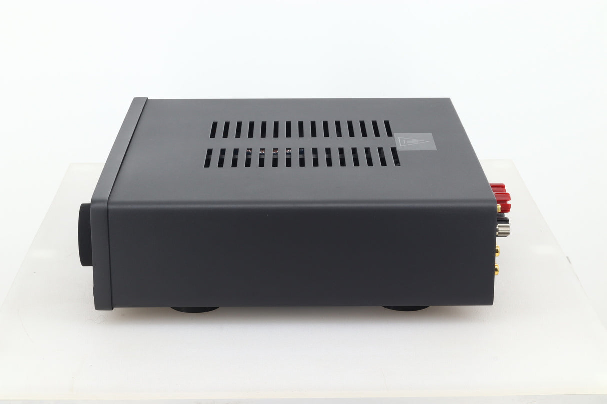 Quad Vena II Integrated Amplifier - Lancaster Grey