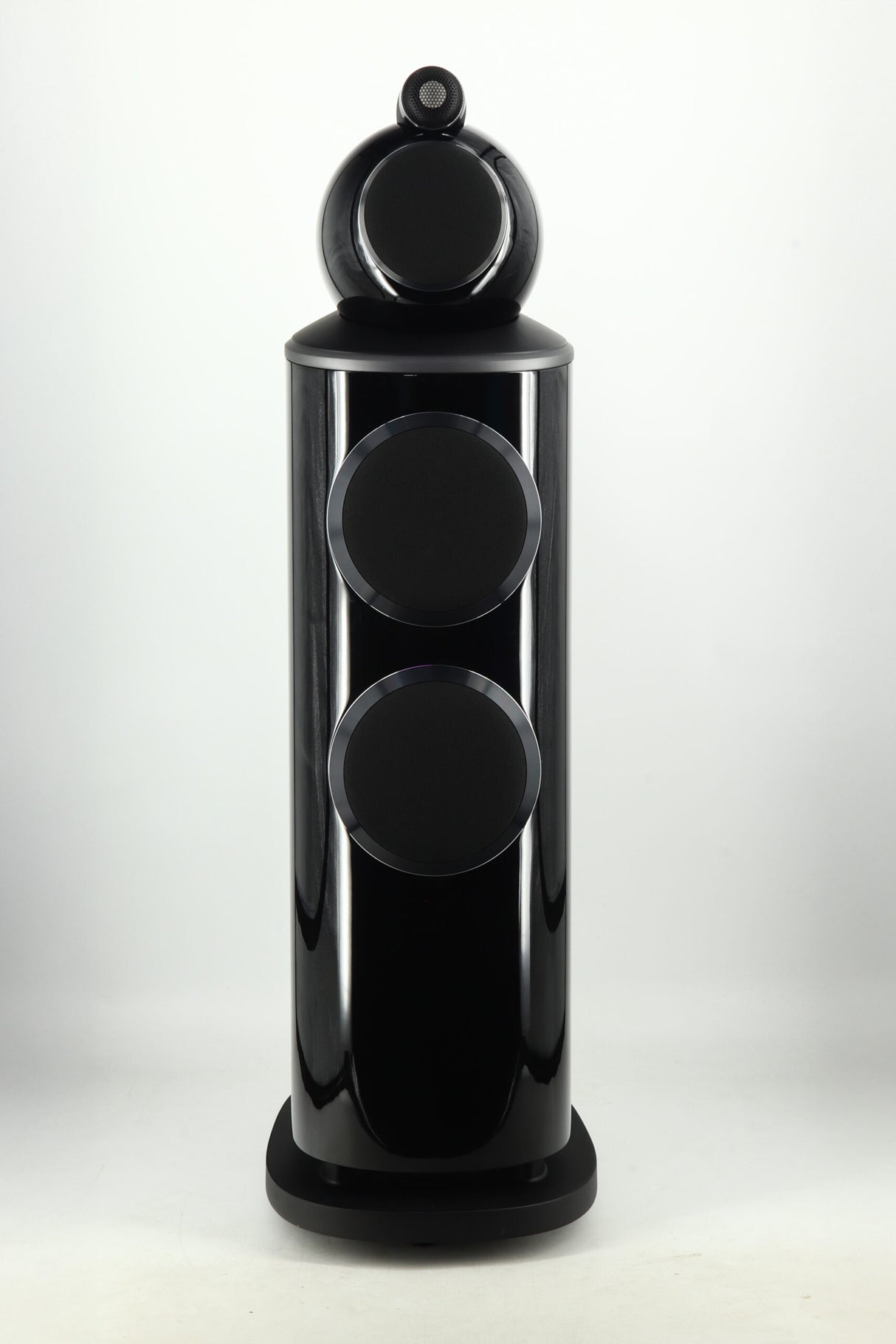 B&W 803 D4 Floorstanding Speakers - Gloss Black