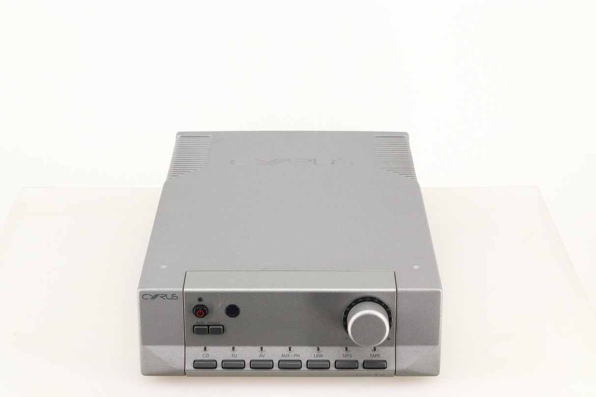 Cyrus 8 vs Integrated Amplifier - Silver
