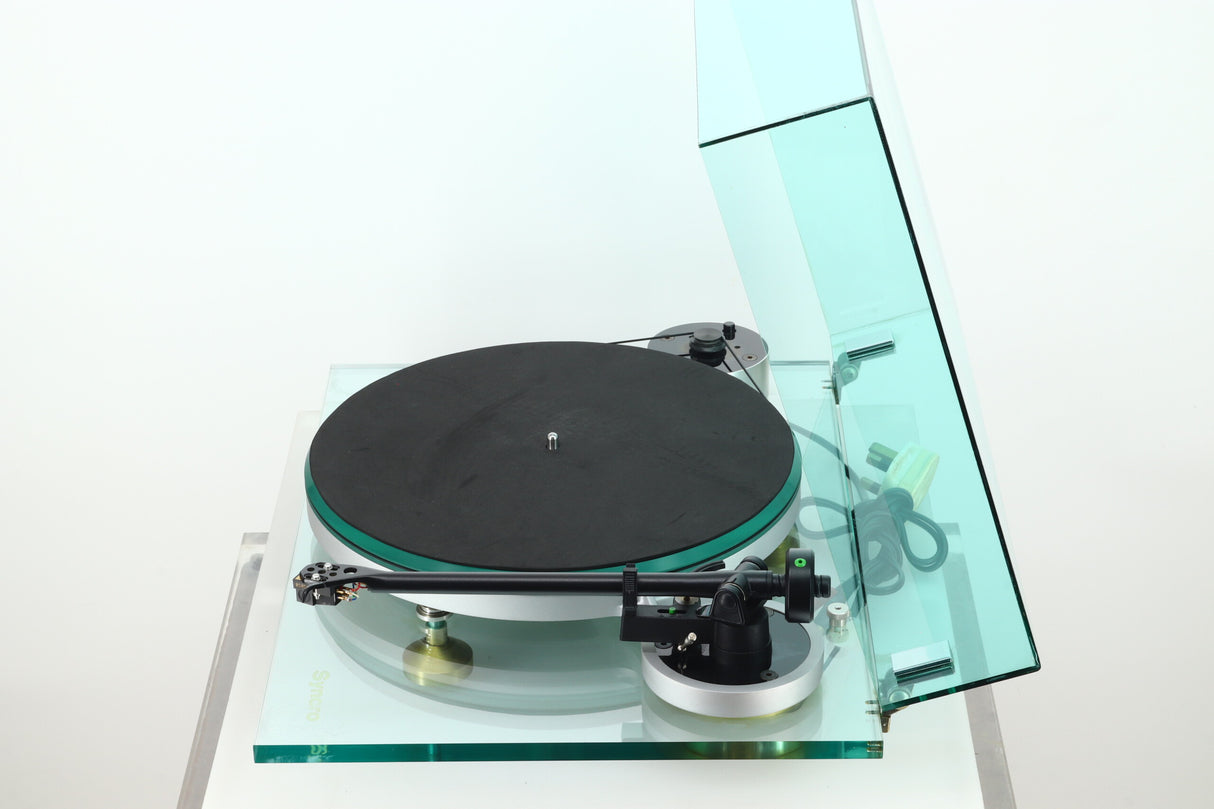 Michell Syncro Turntable / Rega RB250 Tonearm / Nagaoka MP-11 Boron Cartridge