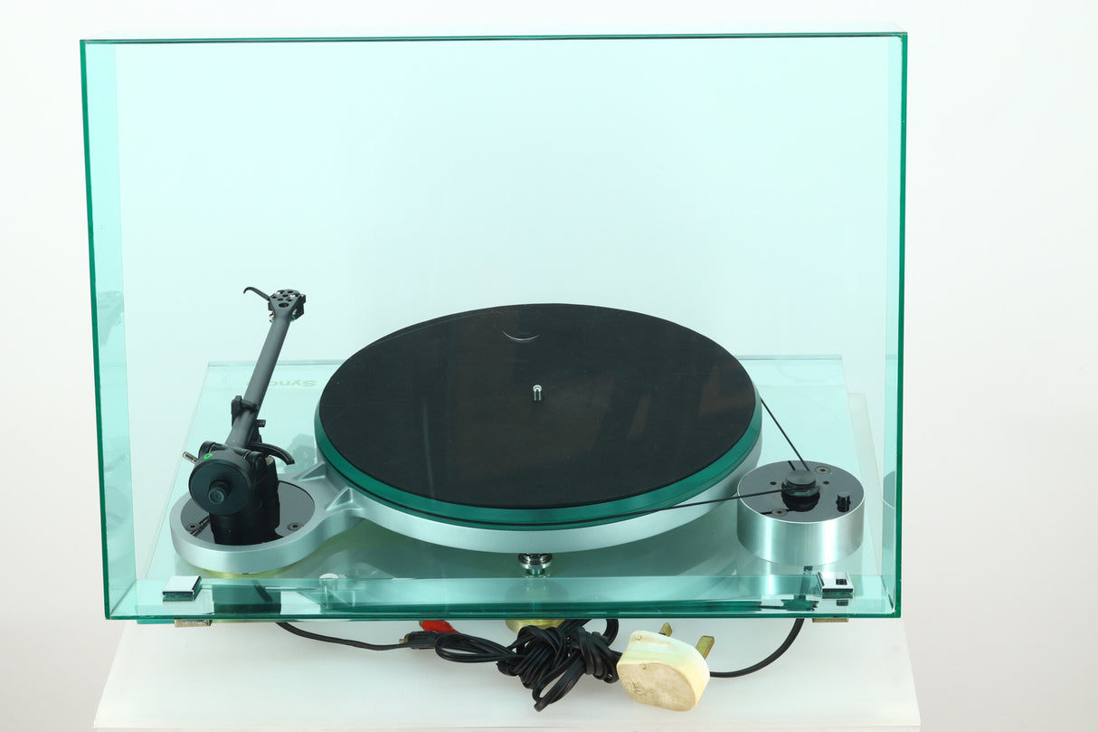 Michell Syncro Turntable / Rega RB250 Tonearm / Nagaoka MP-11 Boron Cartridge