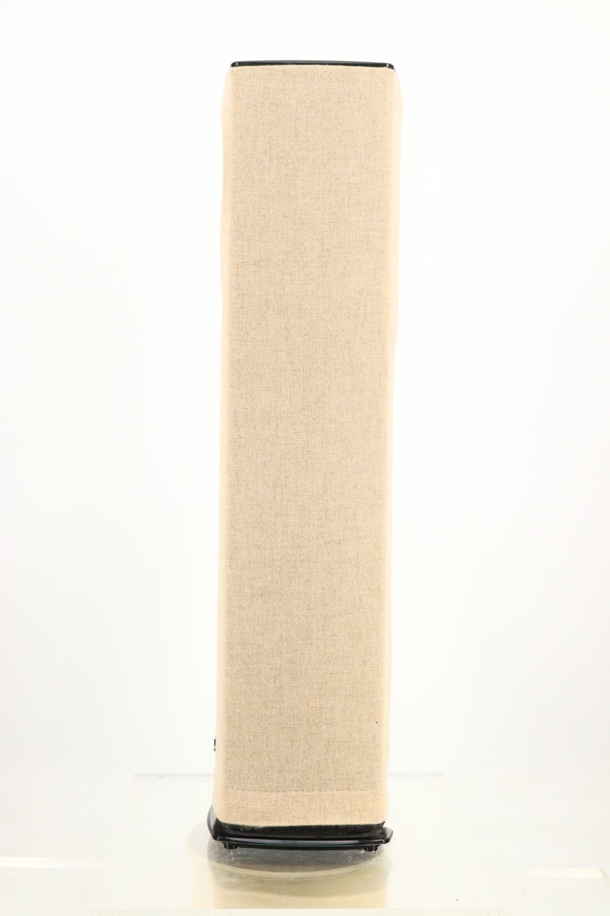 Linn 520 Active Floorstanding Speakers - Black