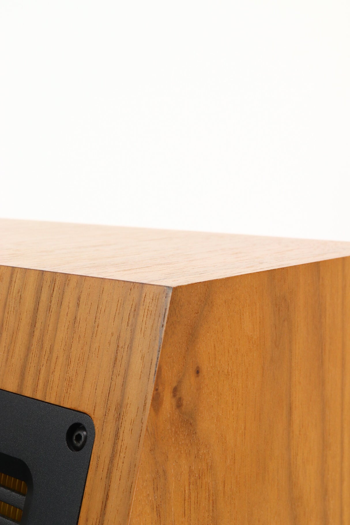 NEAT Iota Xplorer Floorstanding Speakers - American Walnut