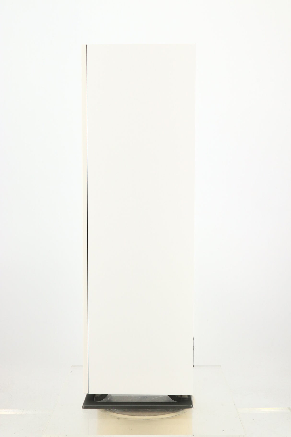 Dali Oberon 5 Floorstanding Speakers - White
