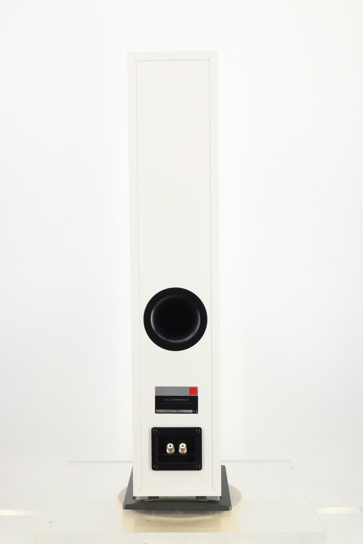 Dali Oberon 5 Floorstanding Speakers - White