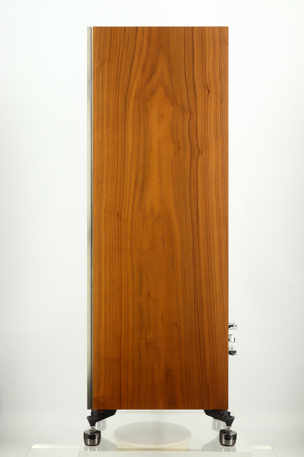 KEF Reference 3 Floorstanding Speakers - Walnut / Gaia II Isolation Feet